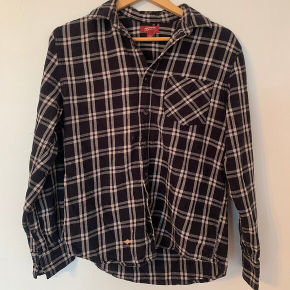 Black and White DIY Flannel Size Small - Picture 2 of 5